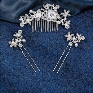Elegant Silver Floral Hair Comb and Pins Set